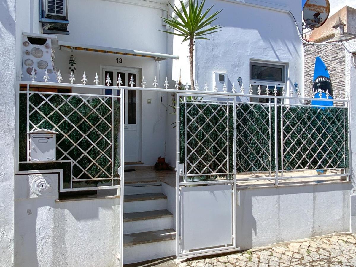 Cozy House In The Center Of Lagos #1899 Exteriör bild